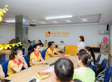 Khoá kế toán hộ kinh doanh cá thể