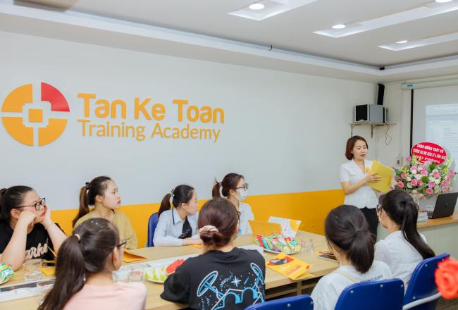 Khoá kế toán căn bản cho người chưa biết gì hoặc đã quên