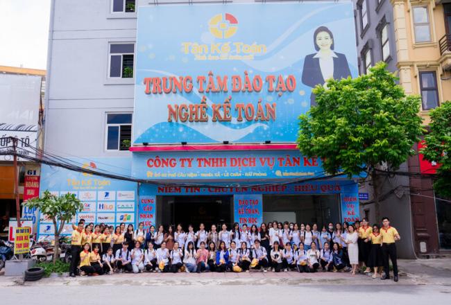 Khoá học kế toán thực tế cho sinh viên